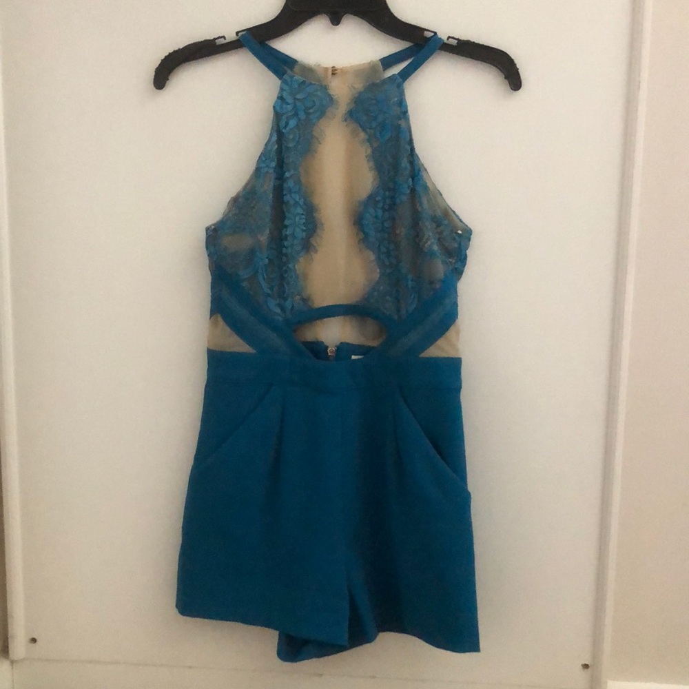 BOUTIQUE ROMPER - Picture 2 of 7